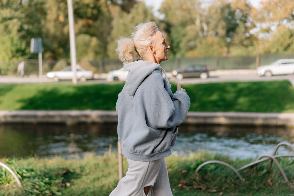  Preise für blonde Strähnen beim Friseur